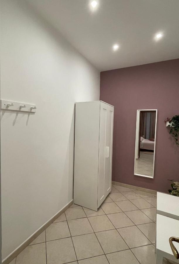Napule E ... Hotel Nápoly Kültér fotó